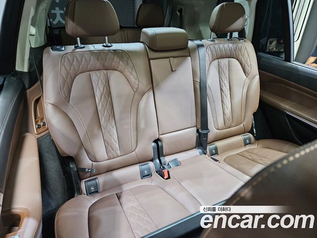 BMW X7 (G07) xDrive 40i Design Pure Excellence 7-Seater 2022 — фото 22