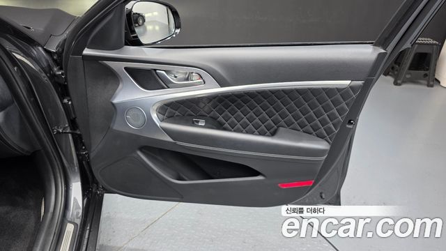 Genesis G70 3.3T Sport AWD Prestige 2019 — фото 31