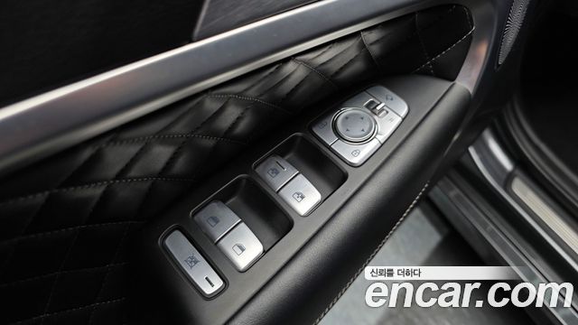 Genesis G70 3.3T Sport AWD Prestige 2019 — фото 42
