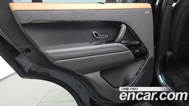 Land Rover Range Rover Sport (III) P400 AB 2025 — фото 25