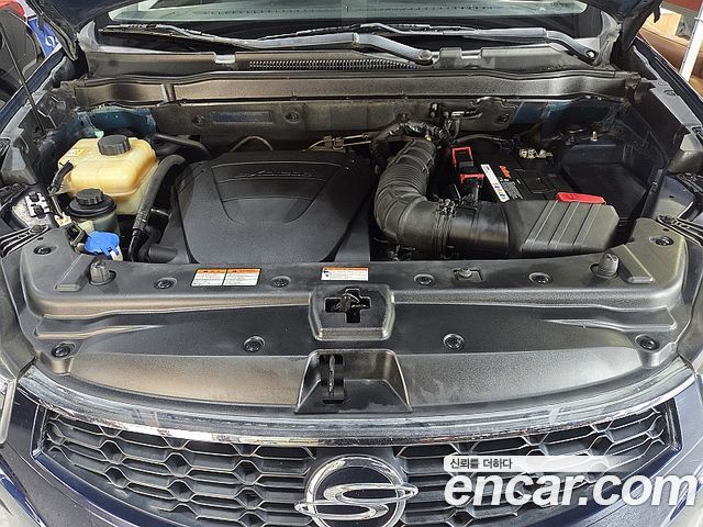 KG Mobility (SsangYong) Korando C 2.0 RX 2WD DLX 2015 — фото 23
