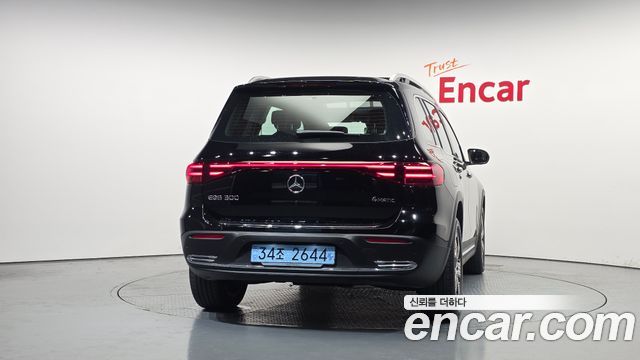 Mercedes-Benz EQB (X243) EQB300 4MATIC Progressive 2026 — фото 4