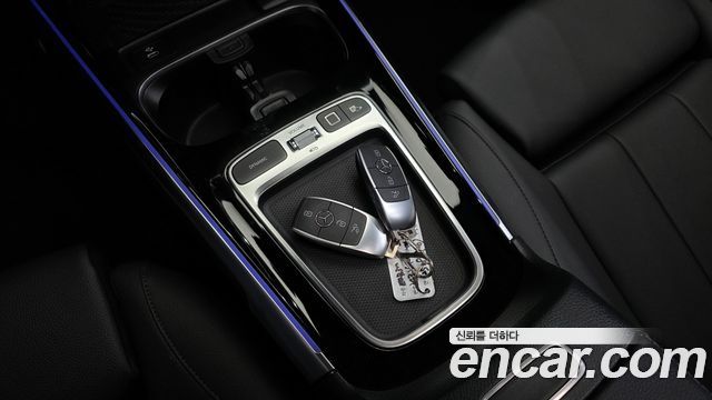 Mercedes-Benz EQB (X243) EQB300 4MATIC Progressive 2026 — фото 18