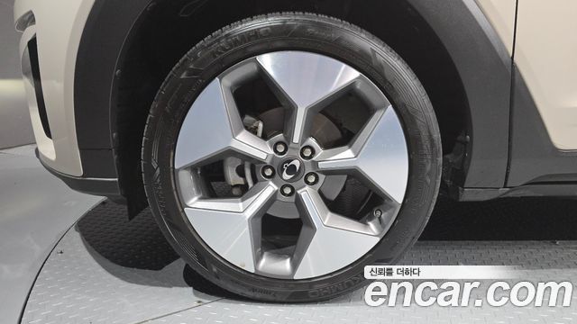 KG Mobility (SsangYong) Torres EVX E7 2024 — фото 5