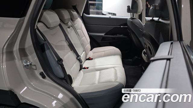 KG Mobility (SsangYong) Torres EVX E7 2024 — фото 11