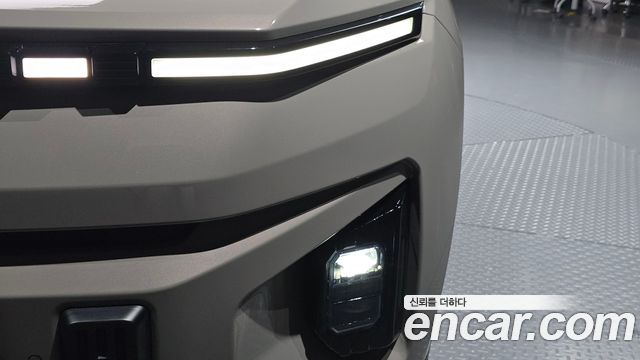 KG Mobility (SsangYong) Torres EVX E7 2024 — фото 22