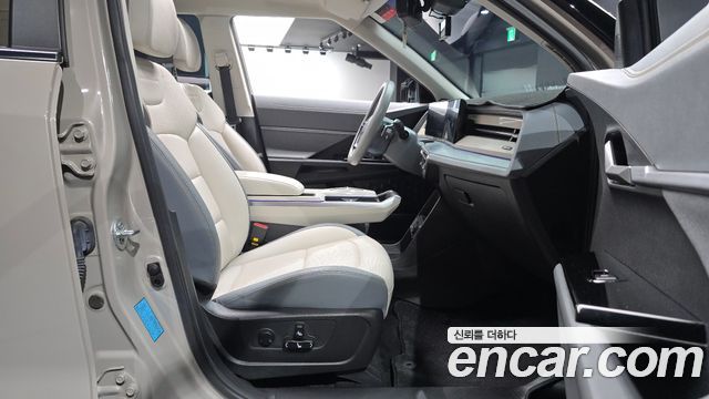 KG Mobility (SsangYong) Torres EVX E7 2024 — фото 26