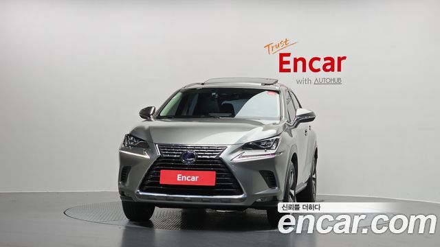 Lexus NX300h Executive 2021 — фото 3