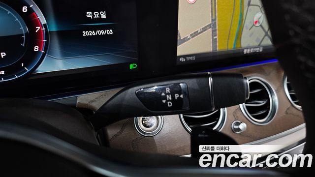 Mercedes-Benz E-Class (W213) E300 4MATIC Exclusive 2020 — фото 9