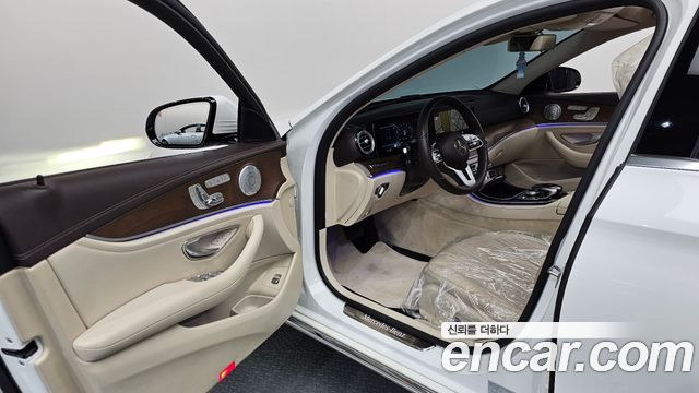 Mercedes-Benz E-Class (W213) E300 4MATIC Exclusive 2020 — фото 10