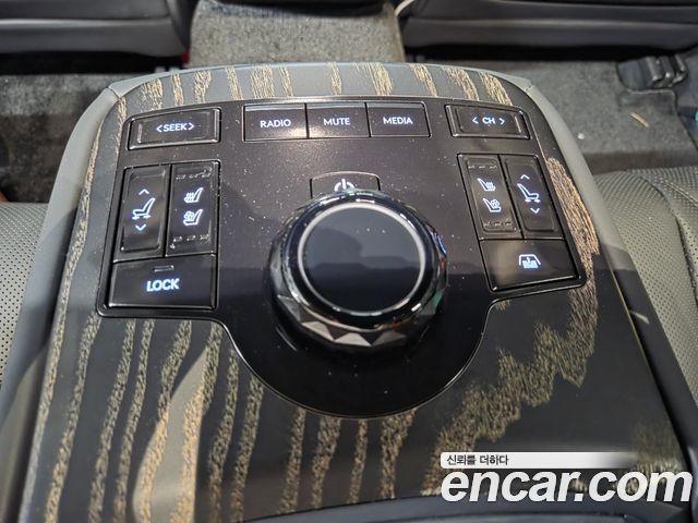 Genesis G80 (RG3) Gasoline 2.5 Turbo AWD Black 2026 — фото 20
