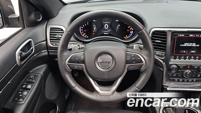 Jeep Grand Cherokee 3.6 Limited WK2 2018 — фото 17