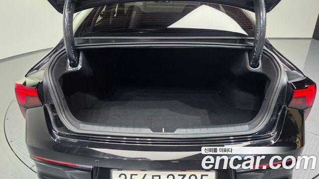 Kia K5 (III) 2.0 Prestige 2024 — фото 20