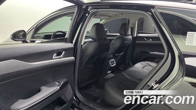 Kia K5 (III) 2.0 Prestige 2024 — фото 26