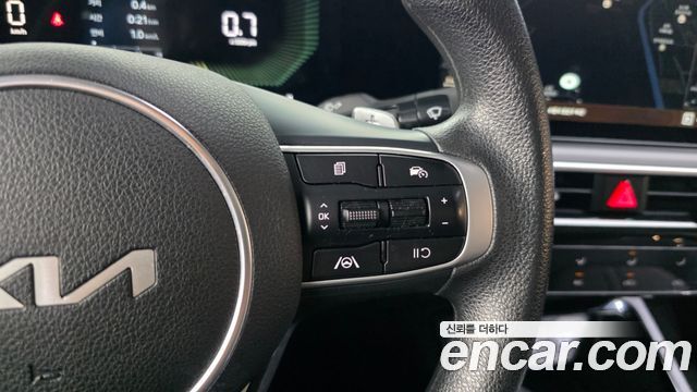 Kia K5 (III) 2.0 Prestige 2024 — фото 32
