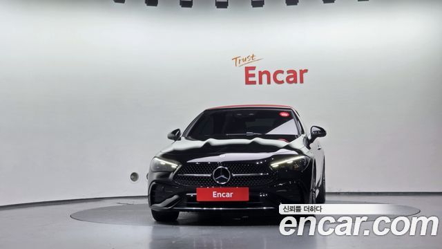 Mercedes-Benz CLE-Class (C236) CLE200 Cabriolet 2025 — фото 3