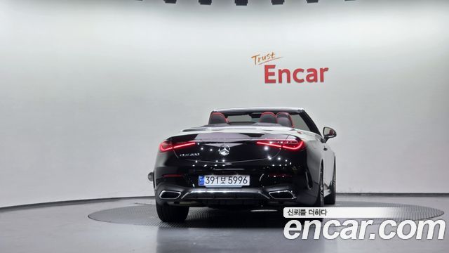 Mercedes-Benz CLE-Class (C236) CLE200 Cabriolet 2025 — фото 4