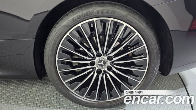 Mercedes-Benz CLE-Class (C236) CLE200 Cabriolet 2025 — фото 27