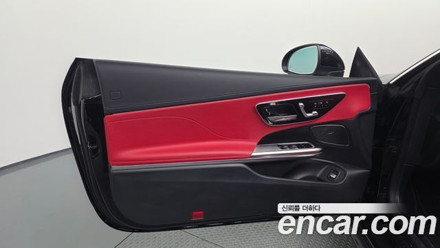 Mercedes-Benz CLE-Class (C236) CLE200 Cabriolet 2025 — фото 30