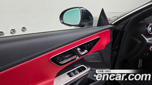 Mercedes-Benz CLE-Class (C236) CLE200 Cabriolet 2025 — фото 32