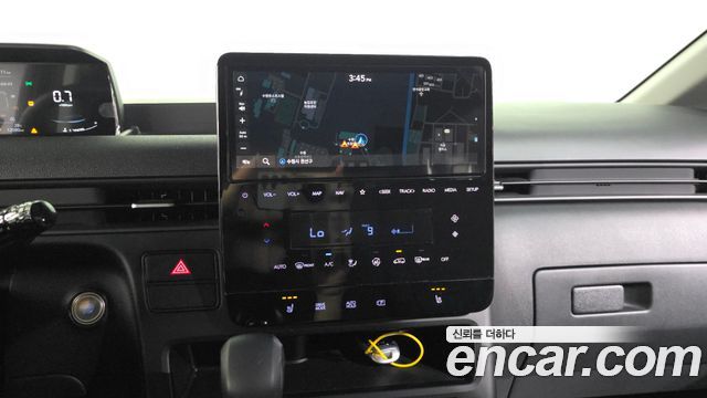Hyundai Staria Cargo 3-Seater Modern 2023 — фото 15