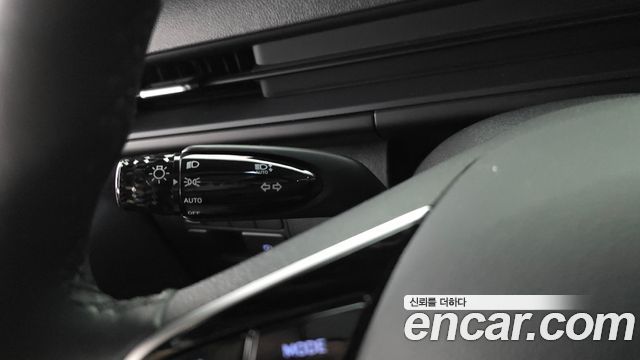 Hyundai Staria Cargo 3-Seater Modern 2023 — фото 27
