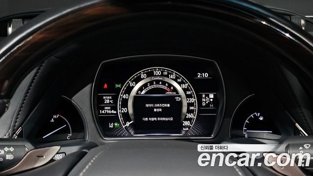 Lexus LS500 (V) 3.5 Luxury AWD 2021 — фото 8