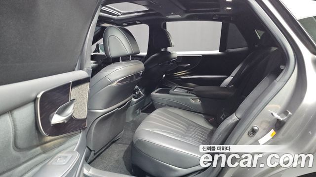 Lexus LS500 (V) 3.5 Luxury AWD 2021 — фото 16