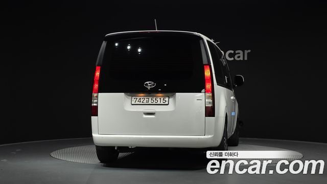 Hyundai Staria 4WD Tourer 11-Seater Modern 2023 — фото 4