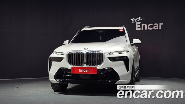 BMW X7 (G07) xDrive 40i M Sport 6STR 2025 — фото 3