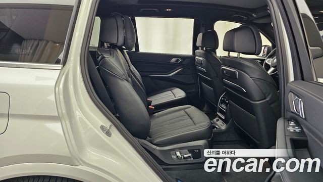BMW X7 (G07) xDrive 40i M Sport 6STR 2025 — фото 11