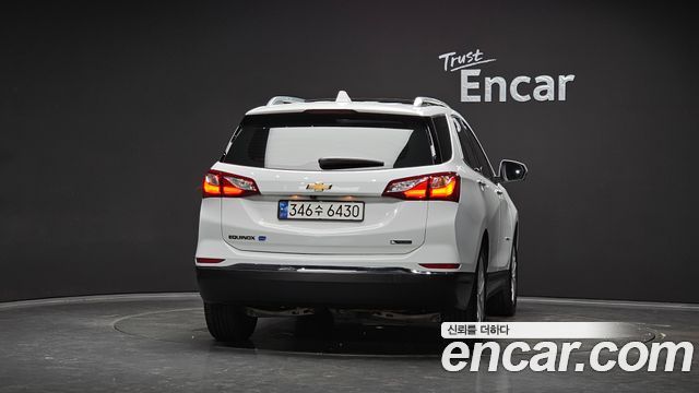 Chevrolet Equinox 2WD Premier Exclusive 2018 — фото 4