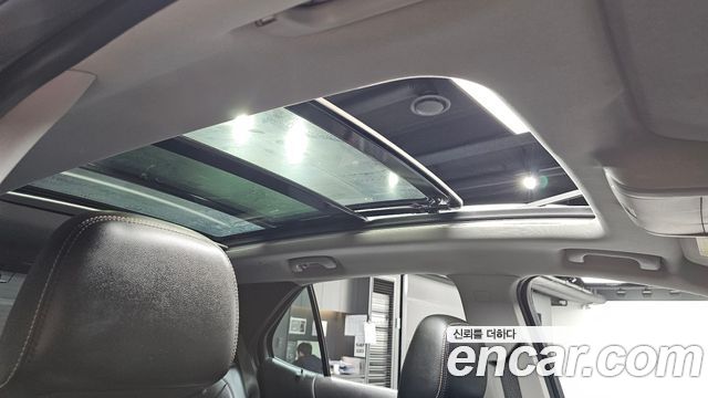 Chevrolet Equinox 2WD Premier Exclusive 2018 — фото 18