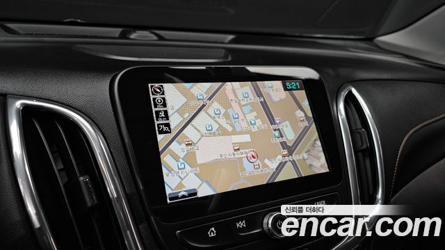 Chevrolet Equinox 2WD Premier Exclusive 2018 — фото 27