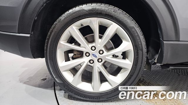 Ford Explorer (VI) 3.0 Platinum 4WD 2022 — фото 5
