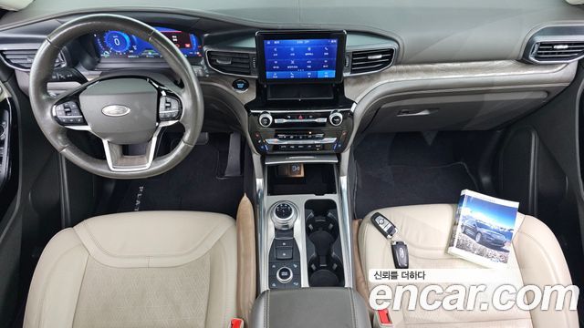 Ford Explorer (VI) 3.0 Platinum 4WD 2022 — фото 7