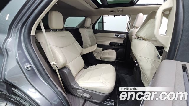 Ford Explorer (VI) 3.0 Platinum 4WD 2022 — фото 11