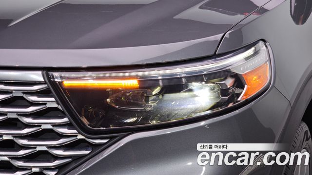 Ford Explorer (VI) 3.0 Platinum 4WD 2022 — фото 22