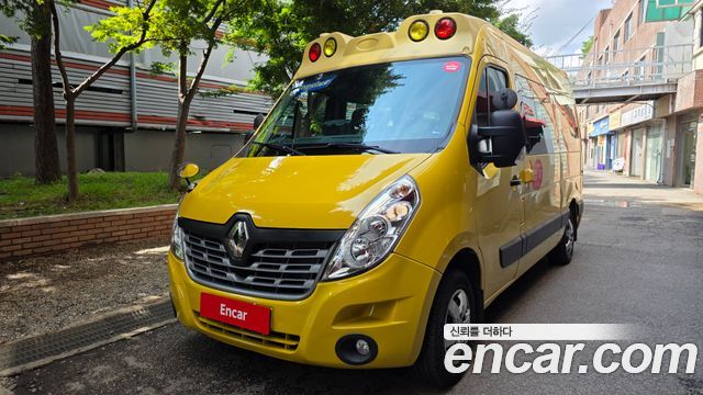 Renault Korea Master School Bus 20-Seater