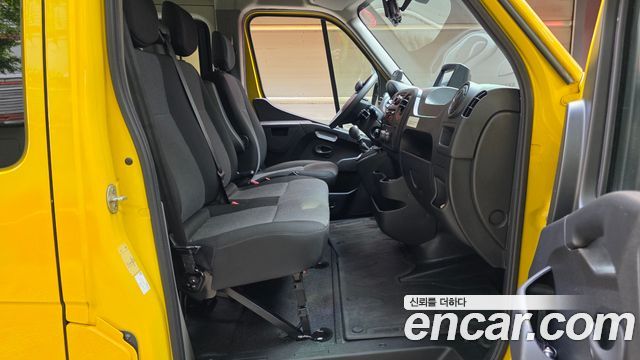 Renault Korea Master School Bus 20-Seater 2020 — фото 15