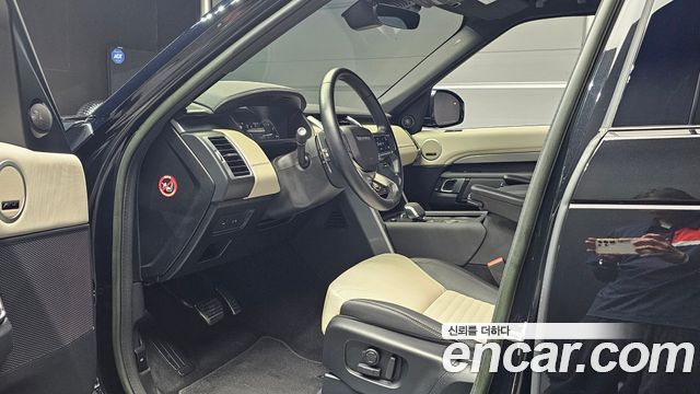 Land Rover Discovery 5 P360 R-Dynamic SE 2023 — фото 10