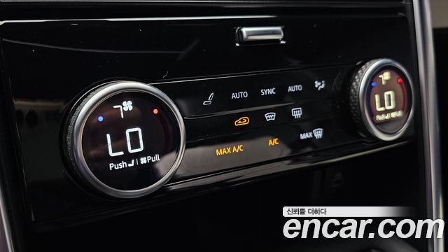 Land Rover Discovery 5 P360 R-Dynamic SE 2023 — фото 18