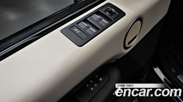 Land Rover Discovery 5 P360 R-Dynamic SE 2023 — фото 28