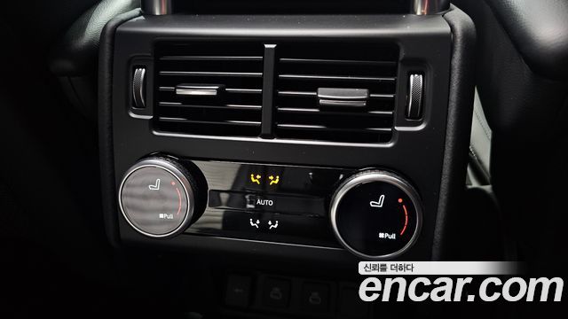 Land Rover Discovery 5 P360 R-Dynamic SE 2023 — фото 29