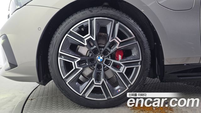 BMW 5 Series (G60) 530e xDrive M Sport Pro 2026 — фото 5