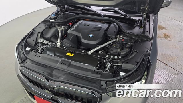 BMW 5 Series (G60) 530e xDrive M Sport Pro 2026 — фото 6