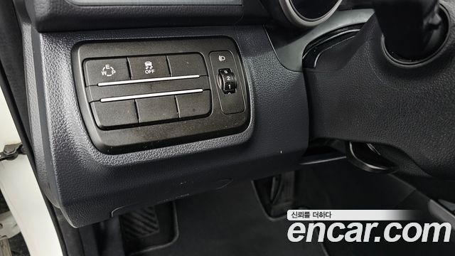 KG Mobility (SsangYong) Tivoli Armor VX 2WD 2018 — фото 27