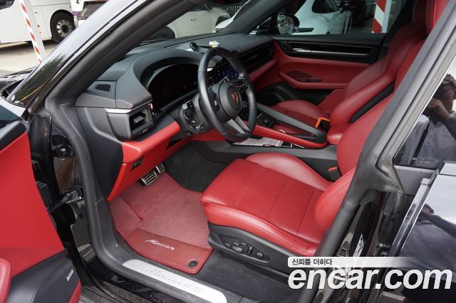 Porsche Macan EV 4S 2025 — фото 10
