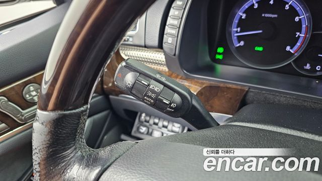 KG Mobility (SsangYong) Chairman W CW600 4TRONIC Prestige 2014 — фото 30
