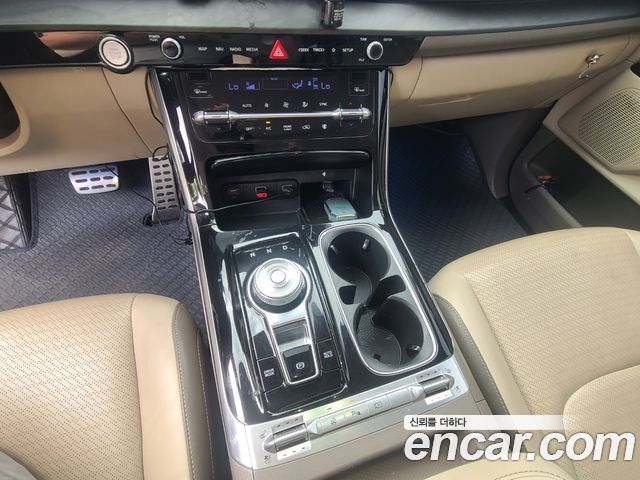 Kia Carnival (IV) Gasoline 9-Seater Signature 2021 — фото 10
